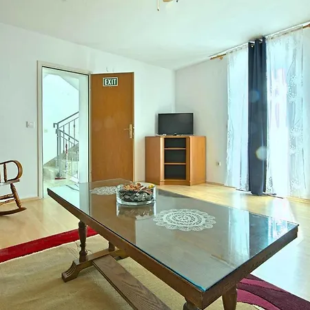 Holiday home In 35381